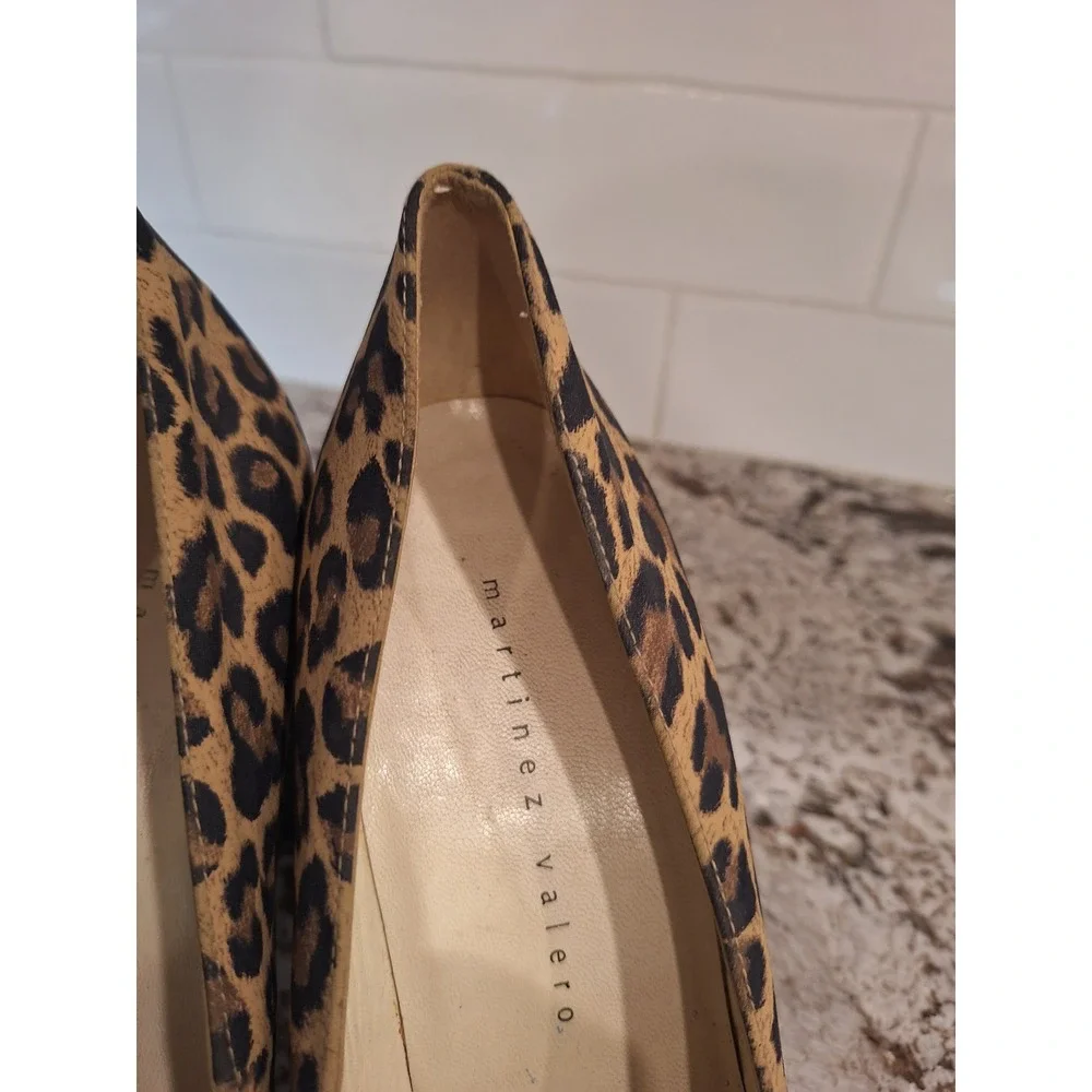 Martinez Valero Leopard Print Platform Heel Satin Leather Pumps‎ Size 10